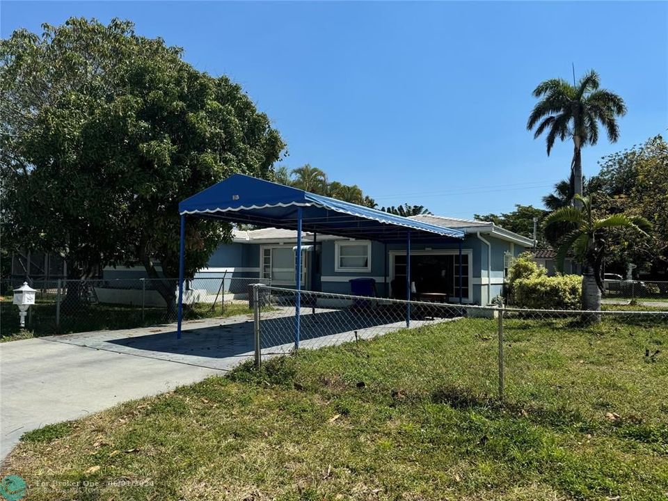 Recently Sold: $500,000 (3 beds, 3 baths, 1396 Square Feet)
