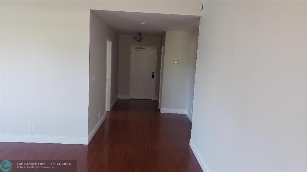 Active With Contract: $2,600 (3 beds, 2 baths, 1792 Square Feet)