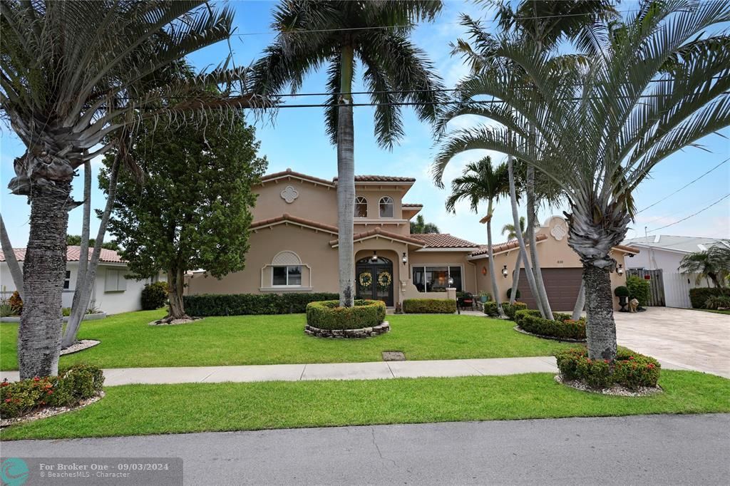 Active With Contract: $1,888,000 (4 beds, 3 baths, 3190 Square Feet)