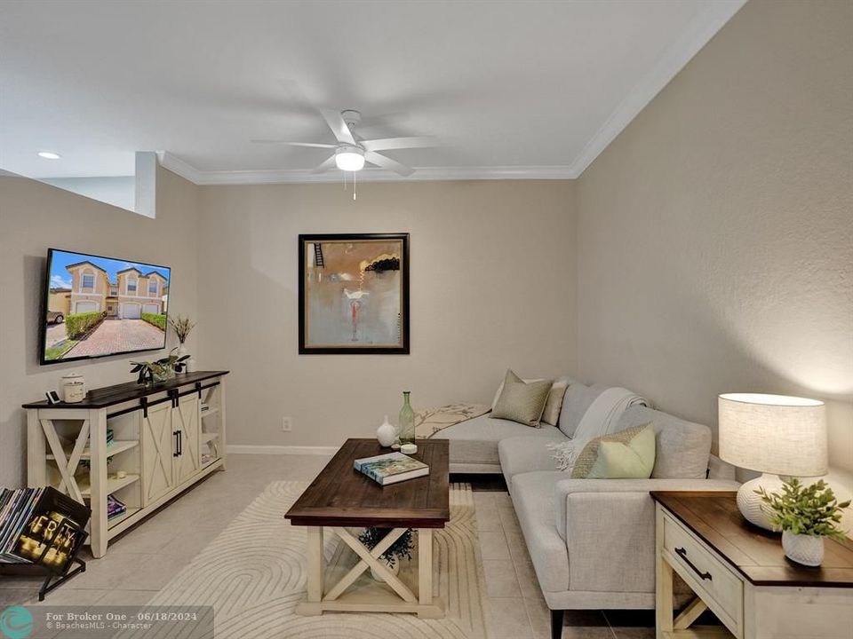 Active With Contract: $475,000 (3 beds, 2 baths, 1536 Square Feet)