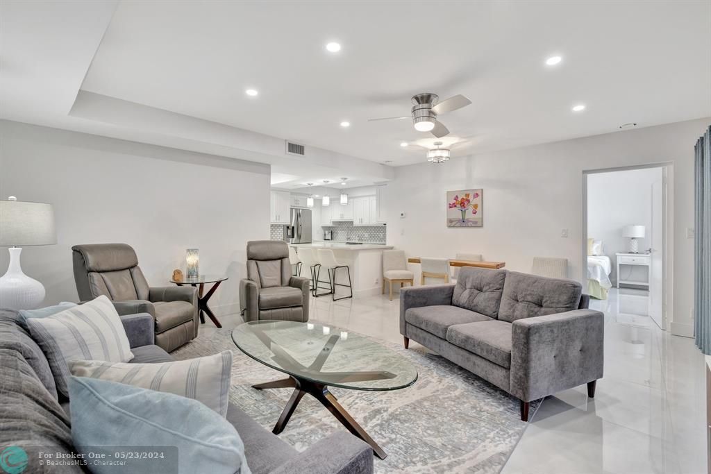 For Sale: $489,000 (2 beds, 2 baths, 1350 Square Feet)