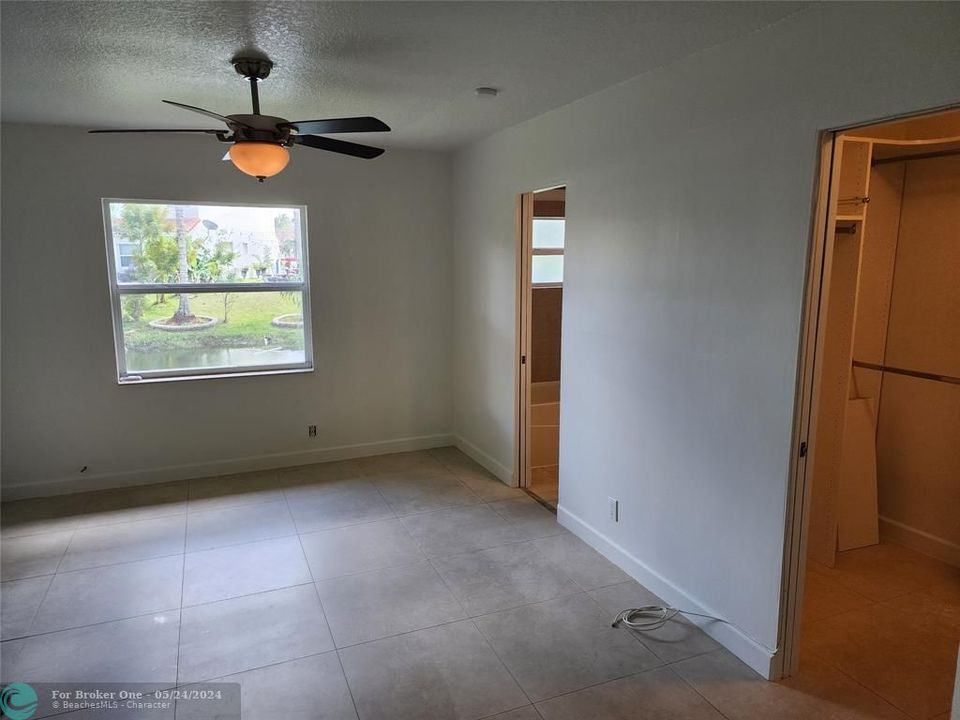 For Sale: $2,800 (3 beds, 3 baths, 1500 Square Feet)