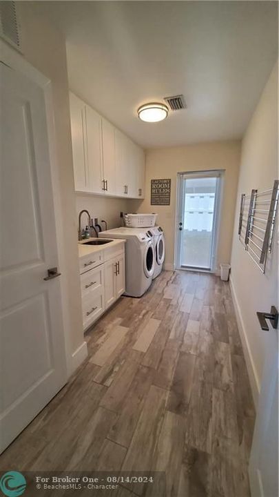 For Rent: $14,000 (3 beds, 2 baths, 1939 Square Feet)