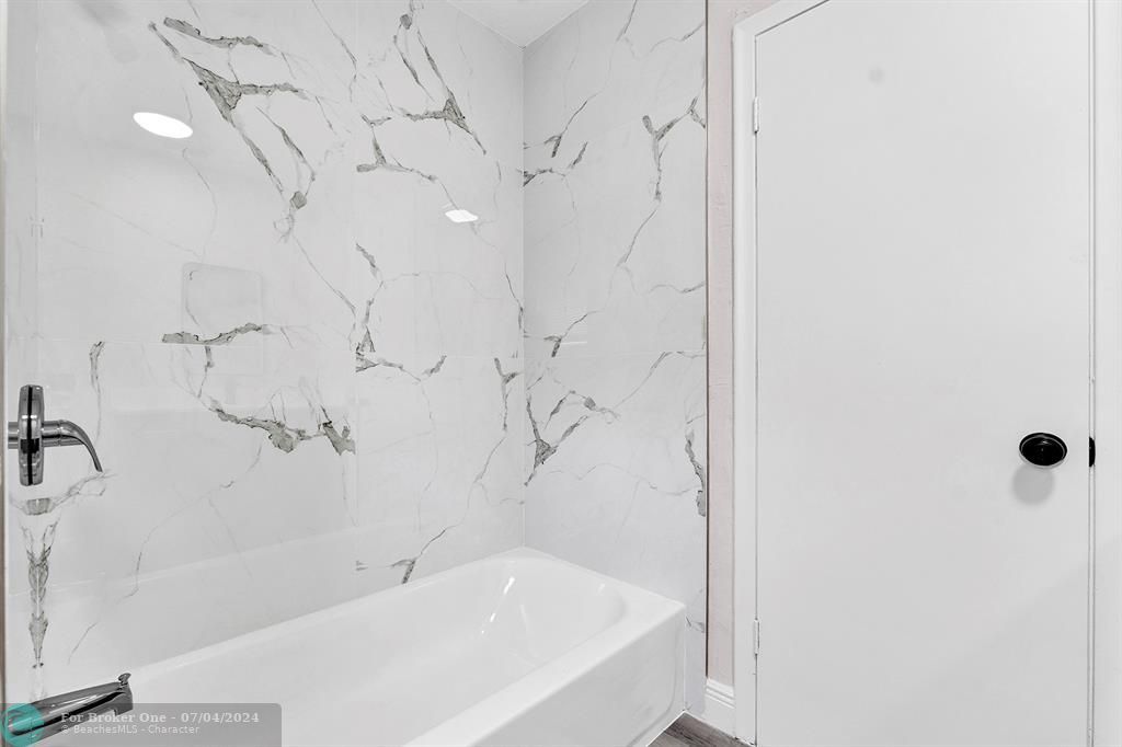 待售: $685,500 (3 贝兹, 2 浴室, 1951 平方英尺)