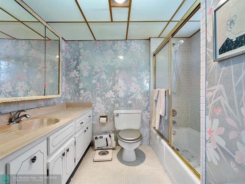 待售: $349,800 (2 贝兹, 2 浴室, 1265 平方英尺)