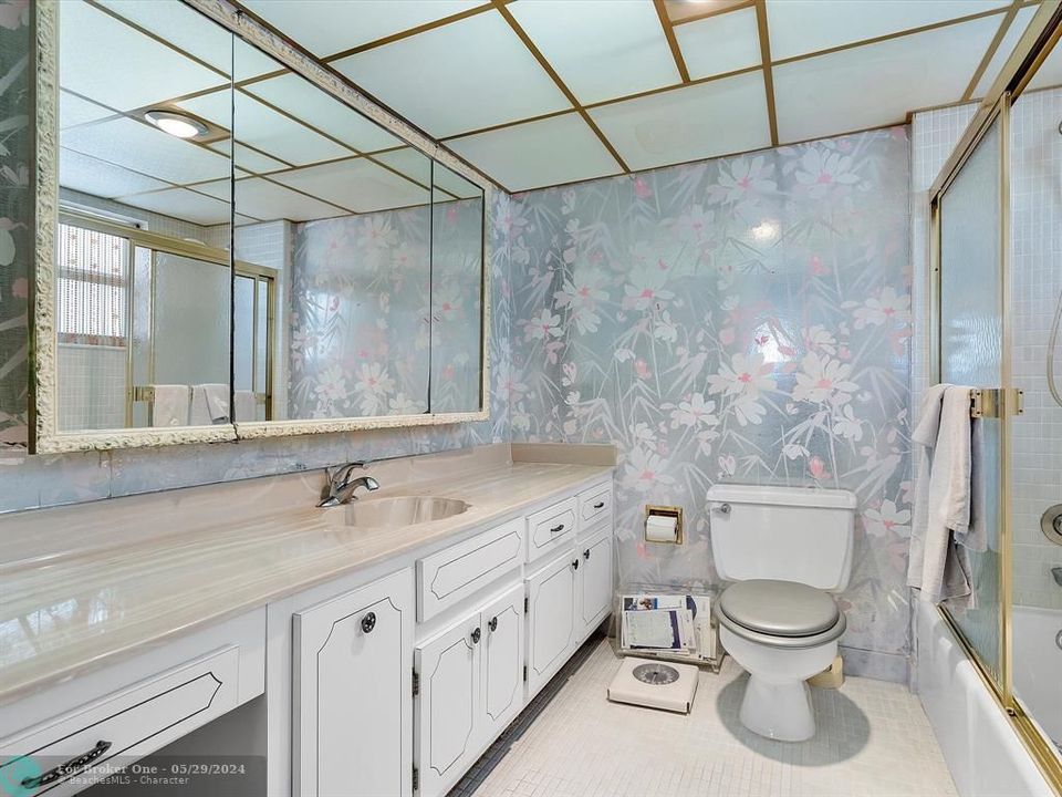 待售: $349,800 (2 贝兹, 2 浴室, 1265 平方英尺)