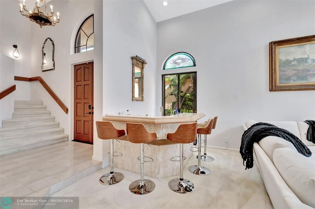 Recently Sold: $875,000 (3 beds, 2 baths, 2511 Square Feet)