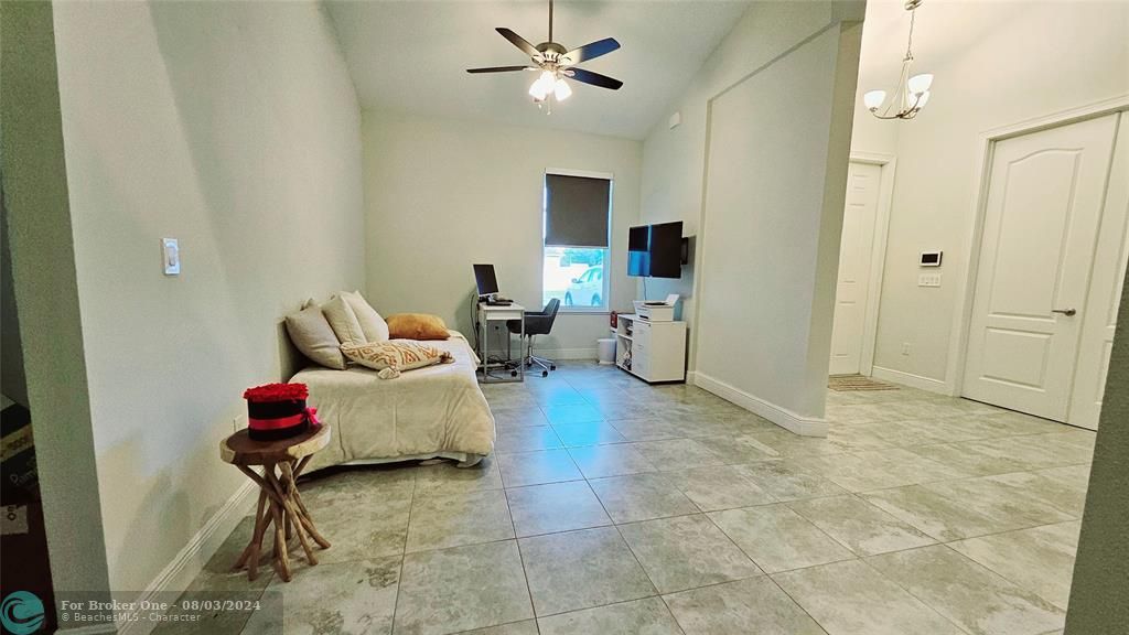 For Rent: $3,900 (4 beds, 3 baths, 2612 Square Feet)