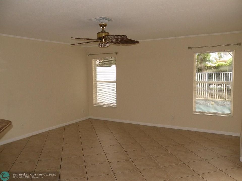 For Rent: $3,500 (4 beds, 2 baths, 2208 Square Feet)