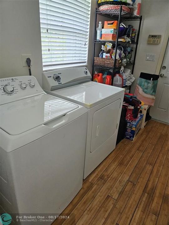 For Rent: $9,000 (3 beds, 2 baths, 1864 Square Feet)