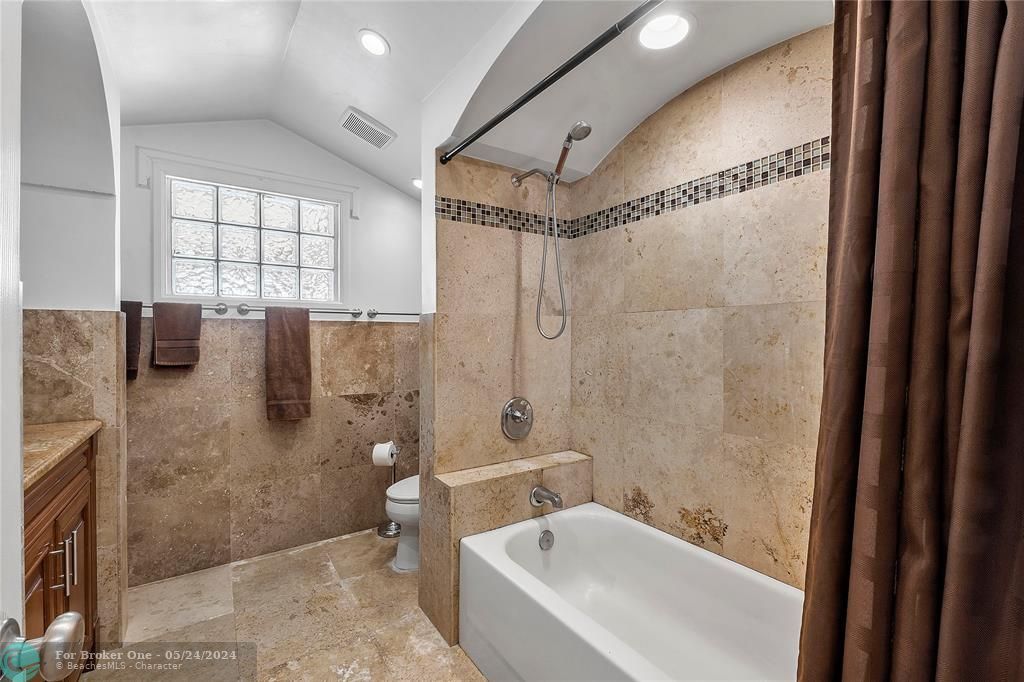 待售: $659,000 (4 贝兹, 2 浴室, 2265 平方英尺)