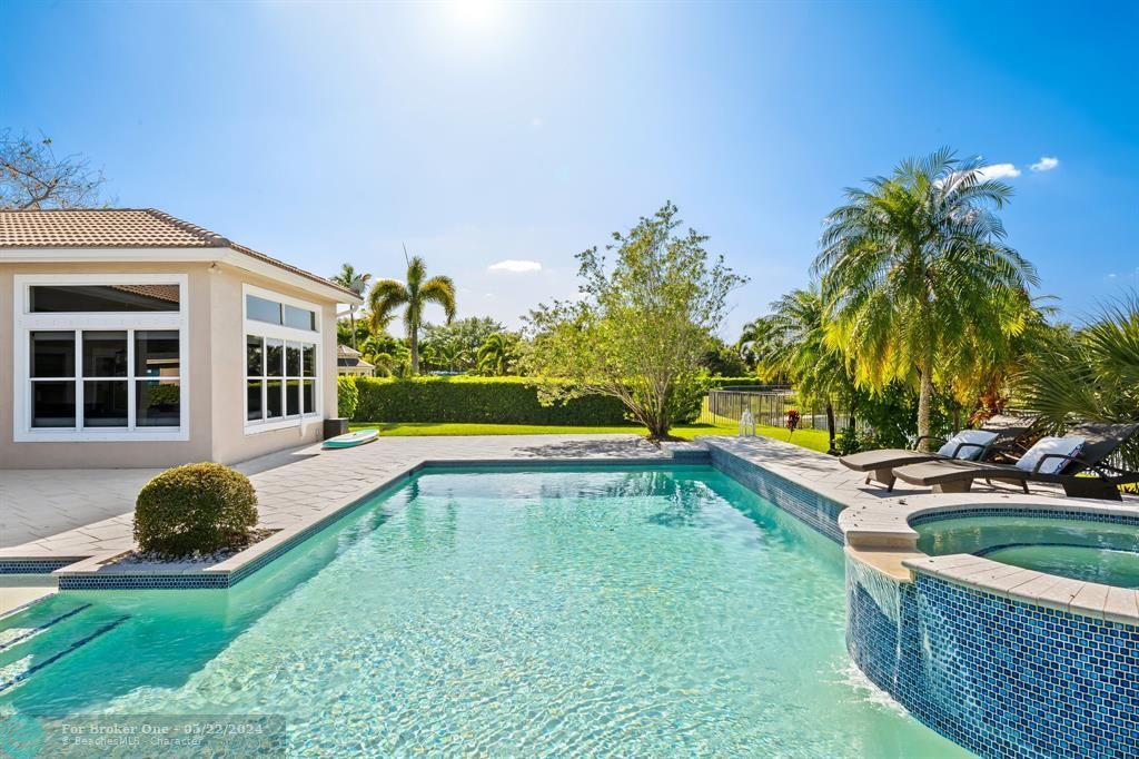 Active With Contract: $1,750,000 (5 beds, 4 baths, 3502 Square Feet)