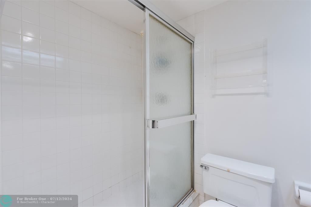 待售: $265,000 (2 贝兹, 2 浴室, 1260 平方英尺)