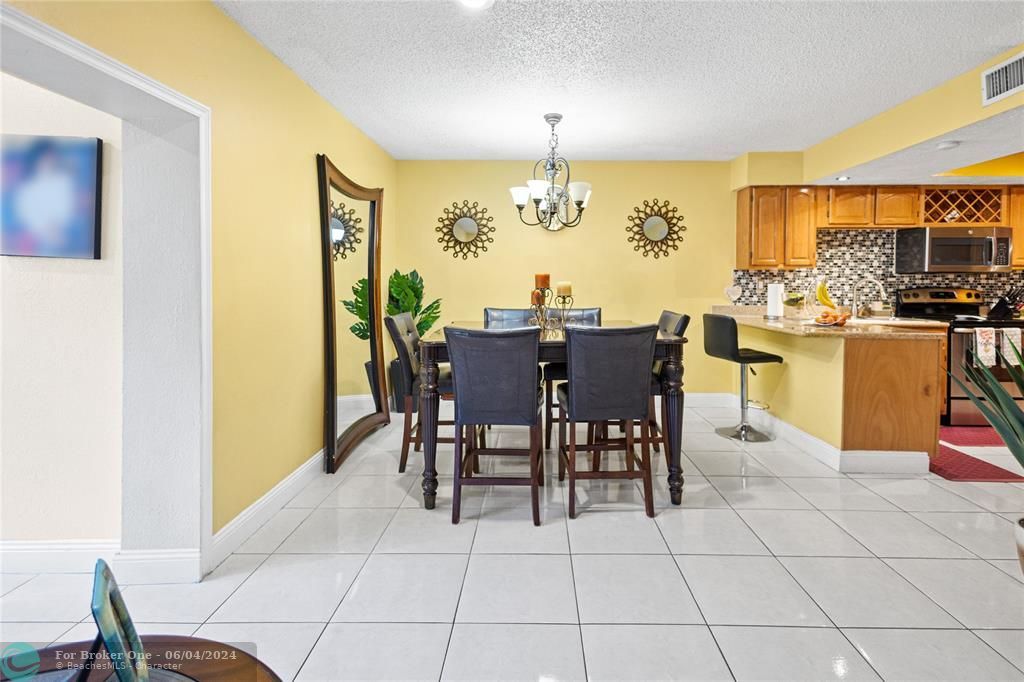 Active With Contract: $344,000 (3 beds, 2 baths, 2200 Square Feet)