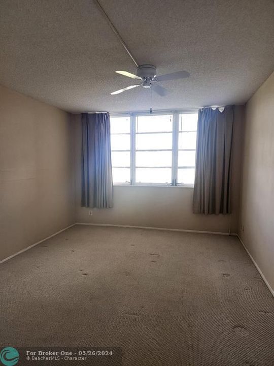 For Rent: $2,650 (3 beds, 2 baths, 1710 Square Feet)