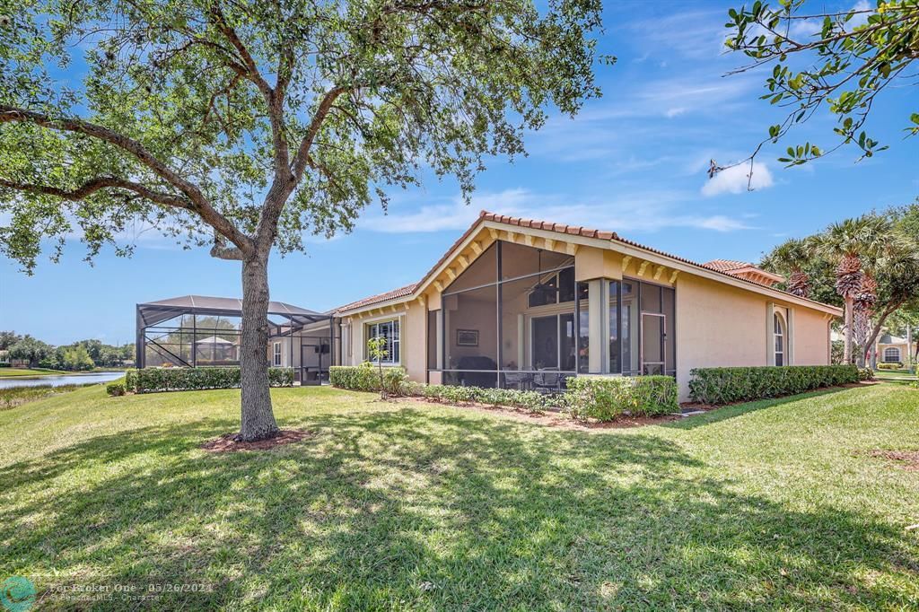 For Sale: $469,900 (3 beds, 2 baths, 2086 Square Feet)