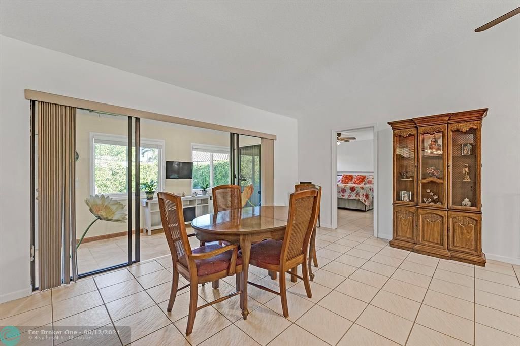 Active With Contract: $3,400 (3 beds, 2 baths, 1647 Square Feet)