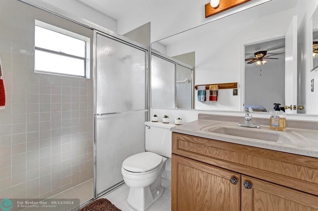 Active With Contract: $3,400 (3 beds, 2 baths, 1647 Square Feet)