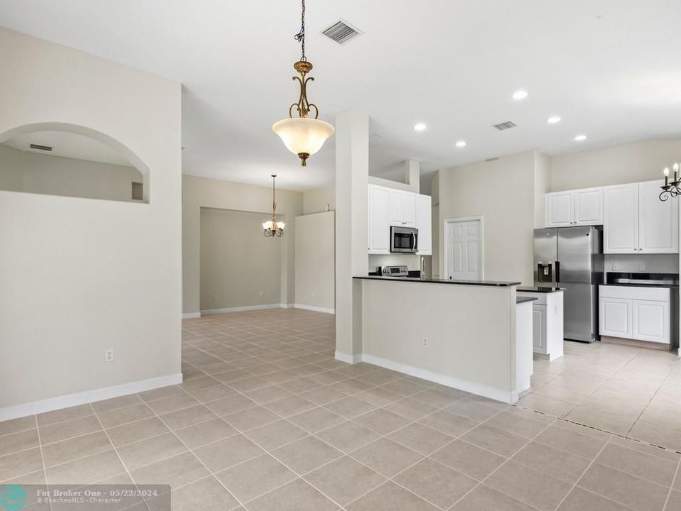 For Sale: $425,000 (4 beds, 2 baths, 2035 Square Feet)