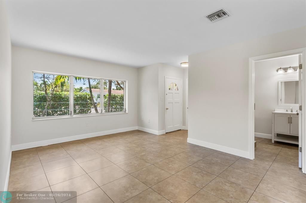 For Sale: $3,000 (3 beds, 2 baths, 0 Square Feet)