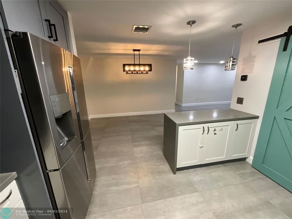 For Rent: $4,000 (3 beds, 2 baths, 1344 Square Feet)
