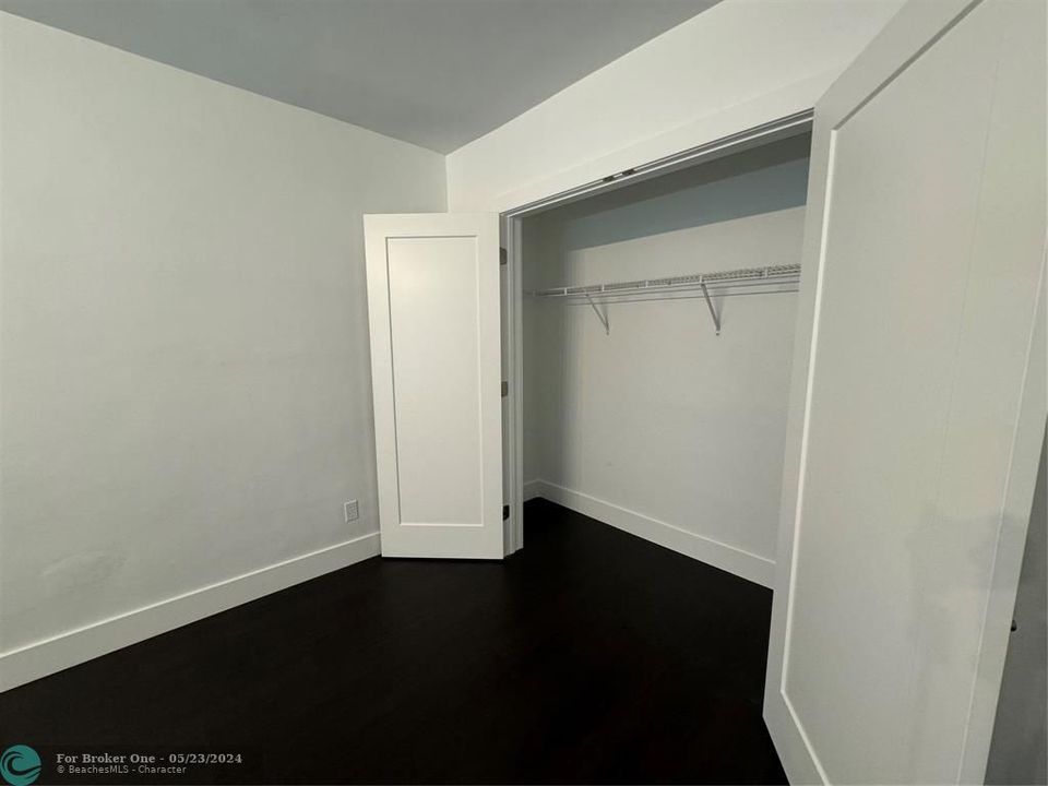 For Rent: $2,000 (1 beds, 1 baths, 850 Square Feet)