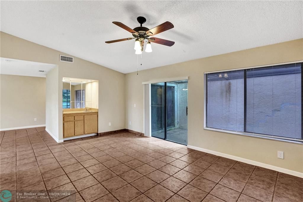 Active With Contract: $2,700 (3 beds, 2 baths, 1498 Square Feet)