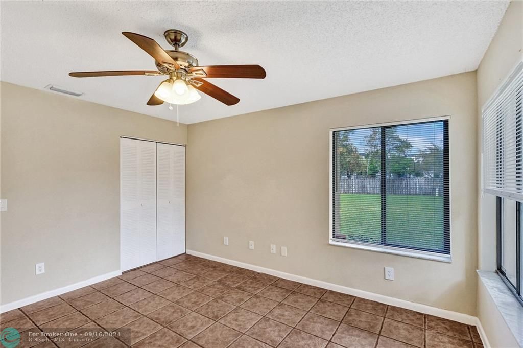 Active With Contract: $2,700 (3 beds, 2 baths, 1498 Square Feet)