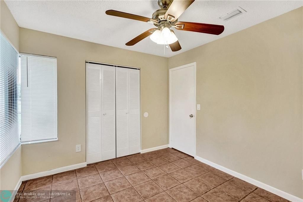 Active With Contract: $2,700 (3 beds, 2 baths, 1498 Square Feet)