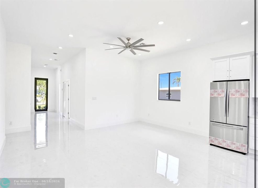 For Sale: $650,000 (4 beds, 2 baths, 2133 Square Feet)