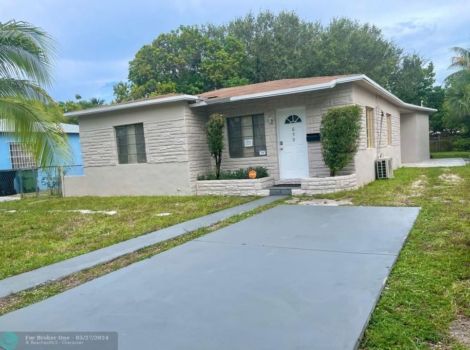 For Rent: $3,449 (3 beds, 2 baths, 1486 Square Feet)