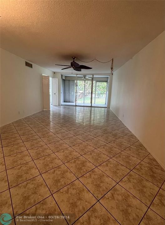 For Rent: $2,300 (2 beds, 2 baths, 1150 Square Feet)