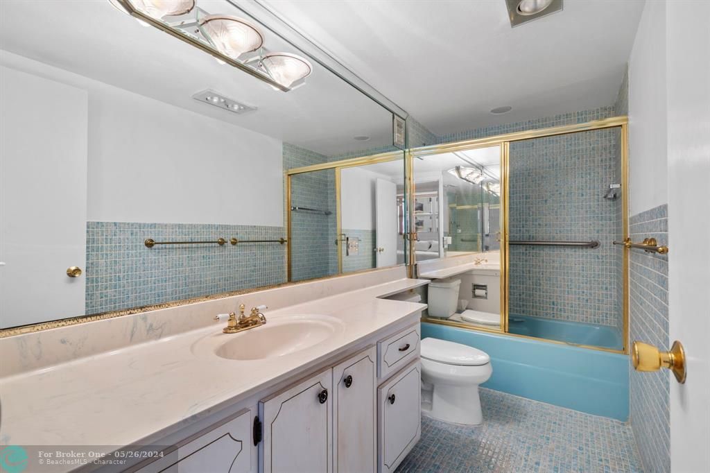 待售: $427,800 (2 贝兹, 2 浴室, 1444 平方英尺)