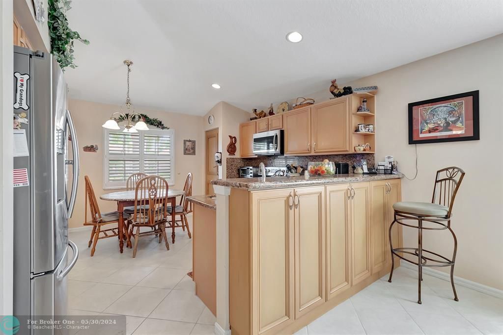 For Sale: $439,000 (3 beds, 2 baths, 1537 Square Feet)