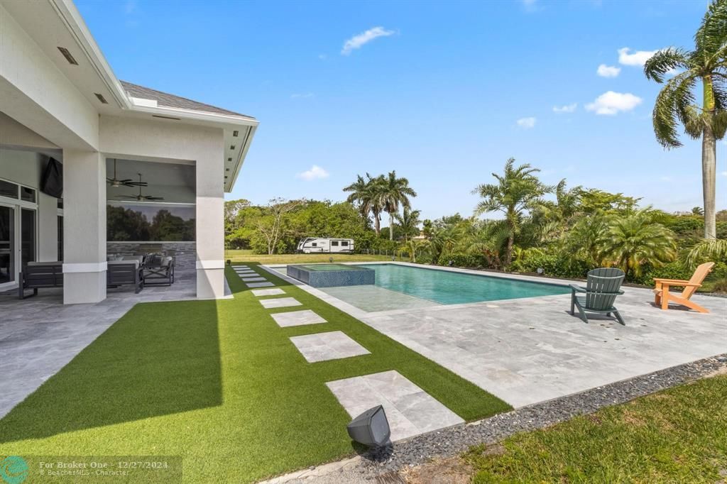 Recently Sold: $3,750,000 (4 beds, 4 baths, 3597 Square Feet)