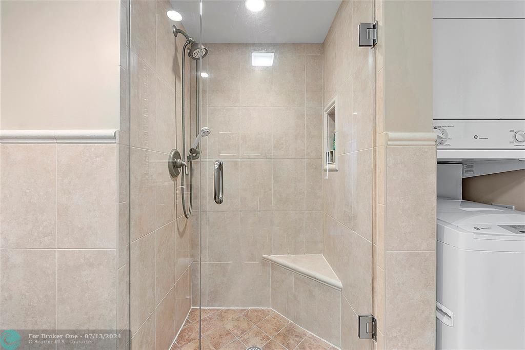 待售: $369,000 (3 贝兹, 2 浴室, 1411 平方英尺)