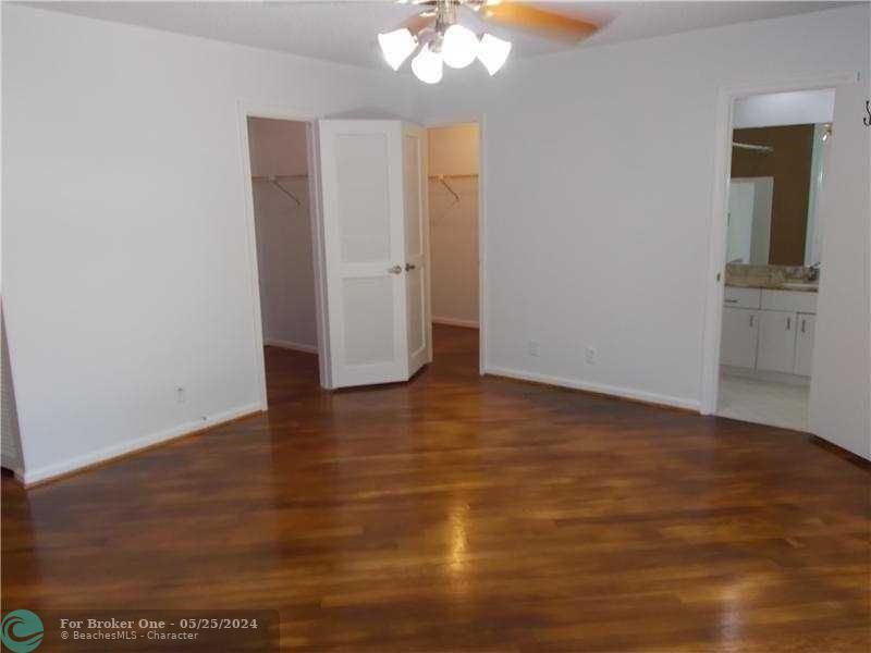For Rent: $3,500 (3 beds, 2 baths, 2044 Square Feet)