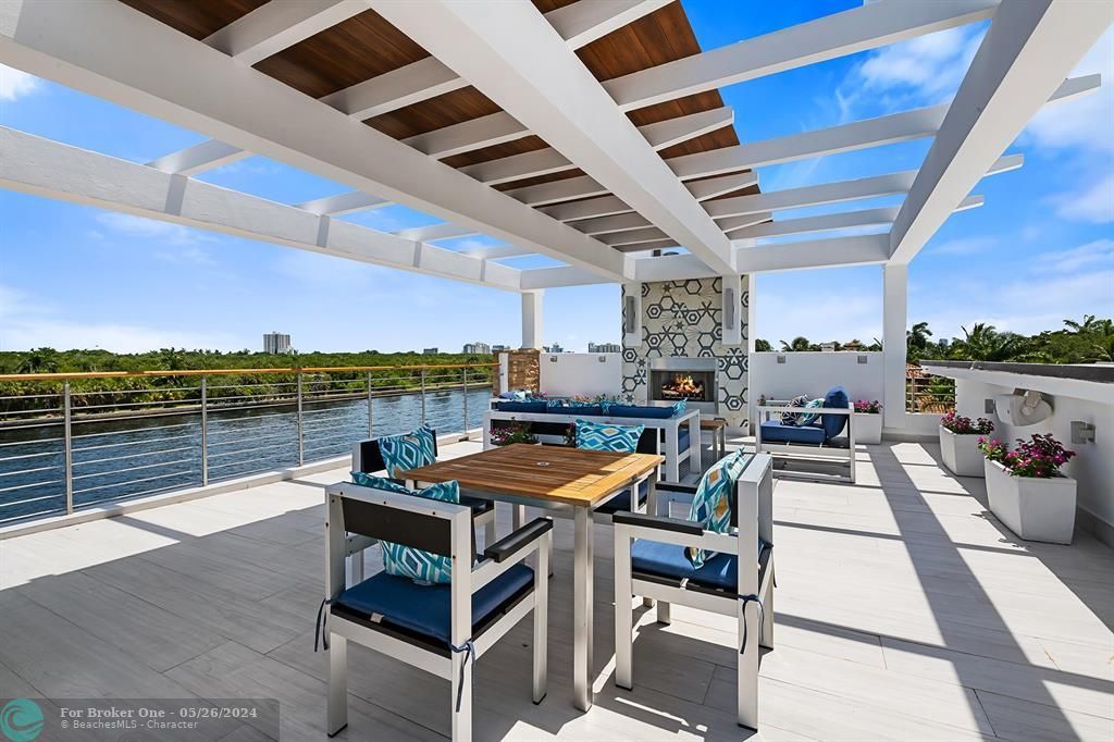 For Sale: $6,250,000 (4 beds, 3 baths, 4908 Square Feet)