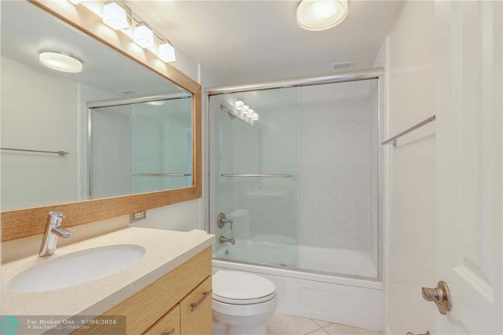 В аренду: $2,250 (1 спален, 1 ванн, 747 Квадратных фут)