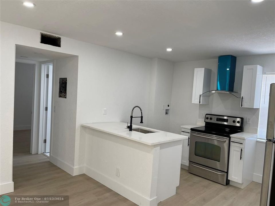 Recently Sold: $2,125 (2 beds, 1 baths, 725 Square Feet)