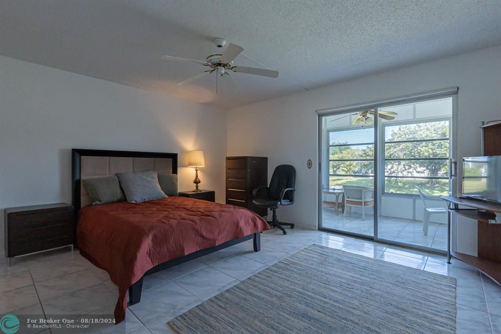 Active With Contract: $135,500 (1 beds, 1 baths, 753 Square Feet)