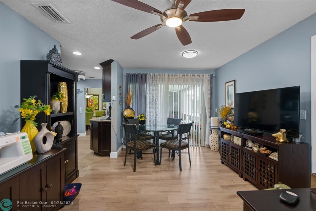 For Sale: $439,000 (2 beds, 2 baths, 1558 Square Feet)
