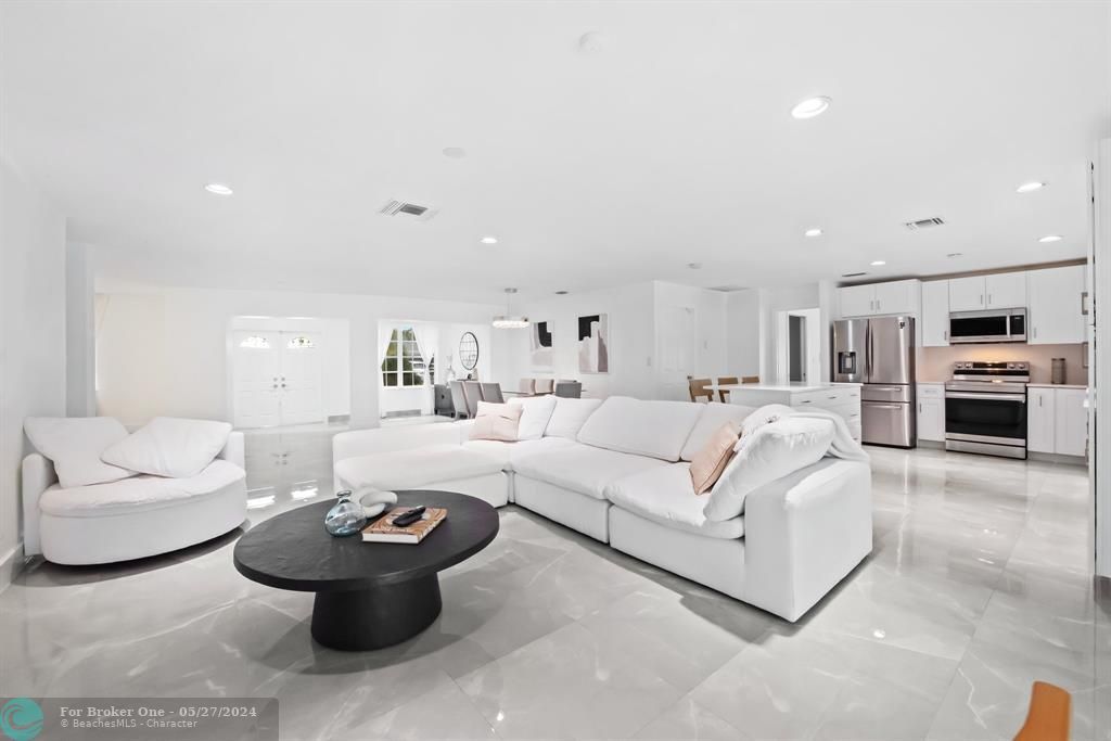 Active With Contract: $1,200,000 (4 beds, 3 baths, 3500 Square Feet)