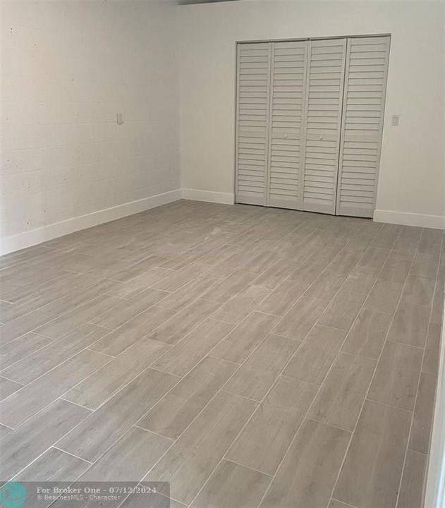 For Rent: $1,700 (1 beds, 1 baths, 2848 Square Feet)