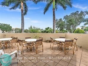 For Sale: $297,000 (2 beds, 2 baths, 1500 Square Feet)