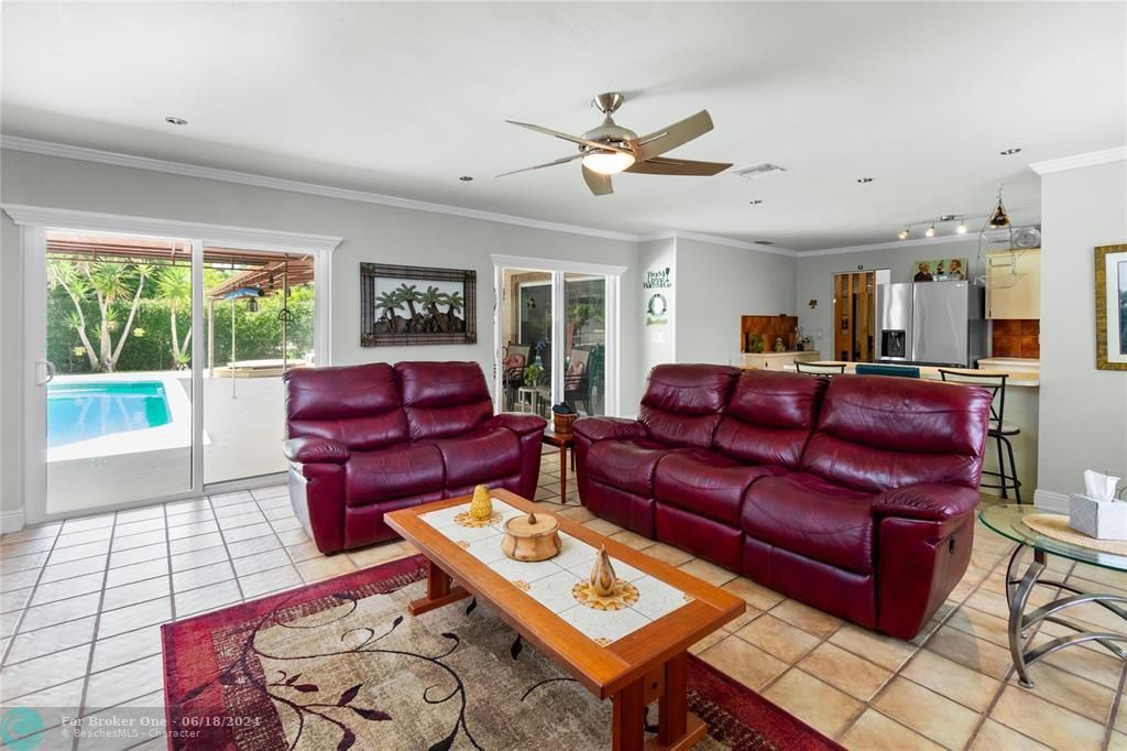 For Sale: $699,000 (4 beds, 2 baths, 2174 Square Feet)