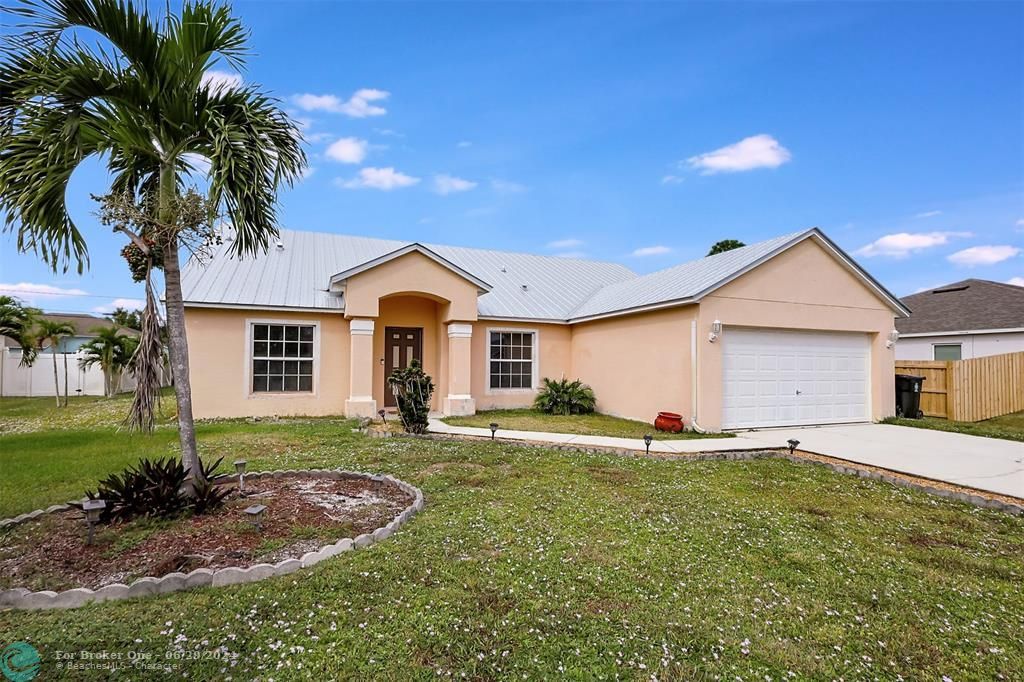 Active With Contract: $412,000 (4 beds, 2 baths, 2078 Square Feet)