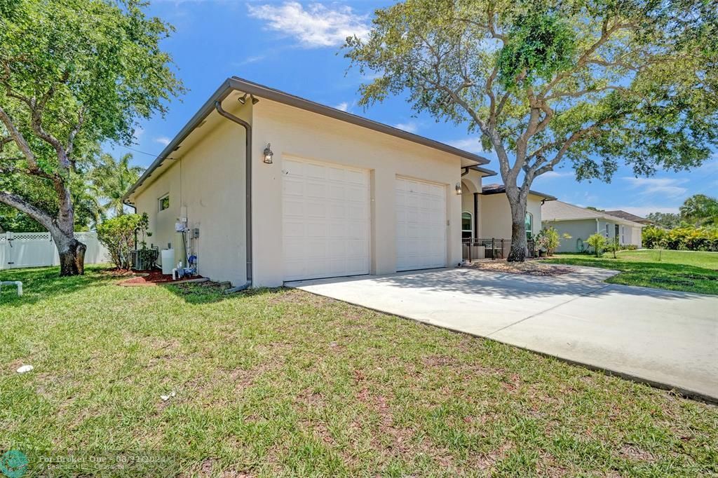 Recently Sold: $499,500 (4 beds, 3 baths, 2492 Square Feet)