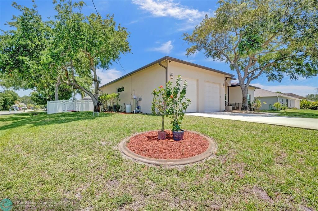 Recently Sold: $499,500 (4 beds, 3 baths, 2492 Square Feet)