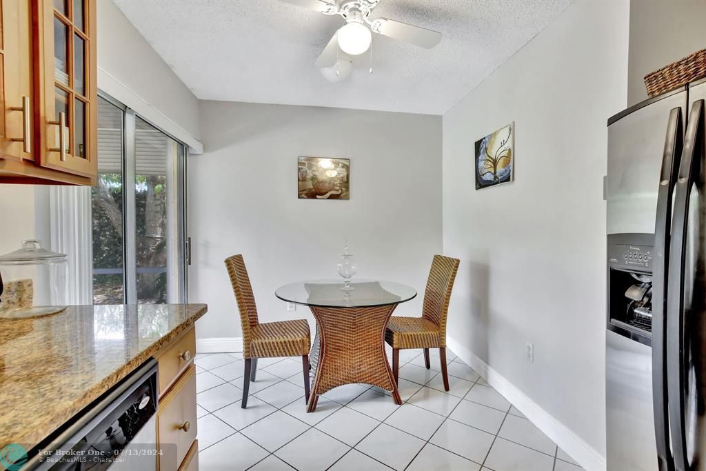 Active With Contract: $535,995 (3 beds, 2 baths, 1340 Square Feet)